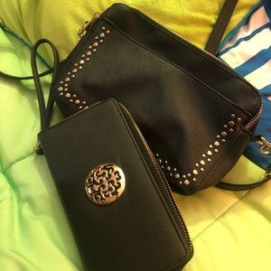 Black cross bag and wallet